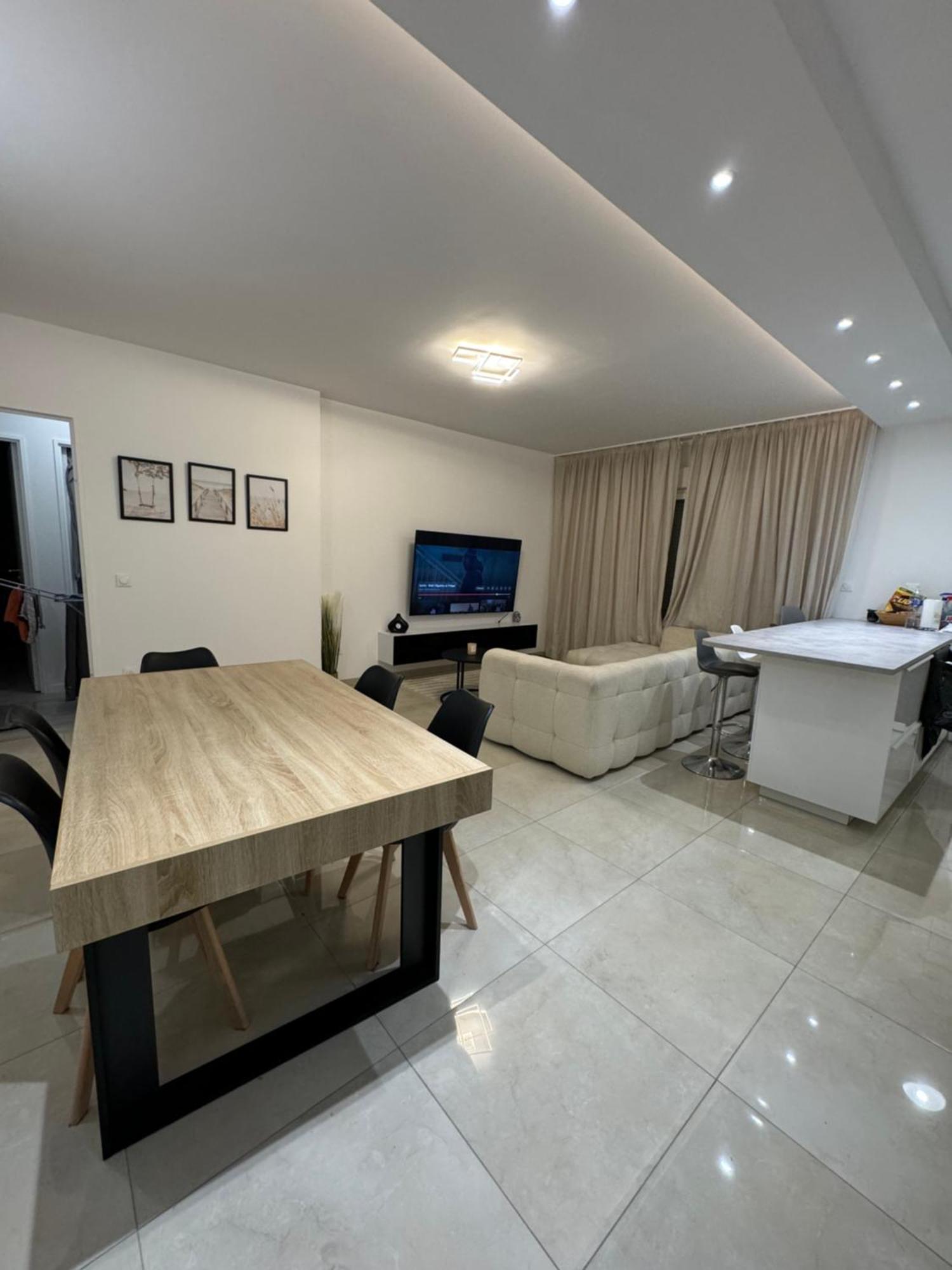 Appartement La Defense Champs Elysee Nanterre Buitenkant foto
